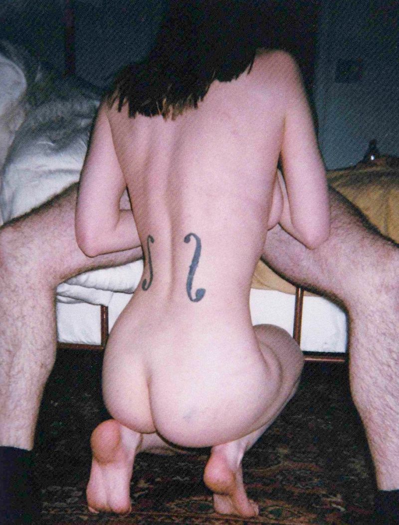 Julia Fox Nude Porn Photo Collection Leak. 