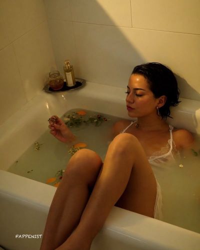 Isabela Merced Nipples