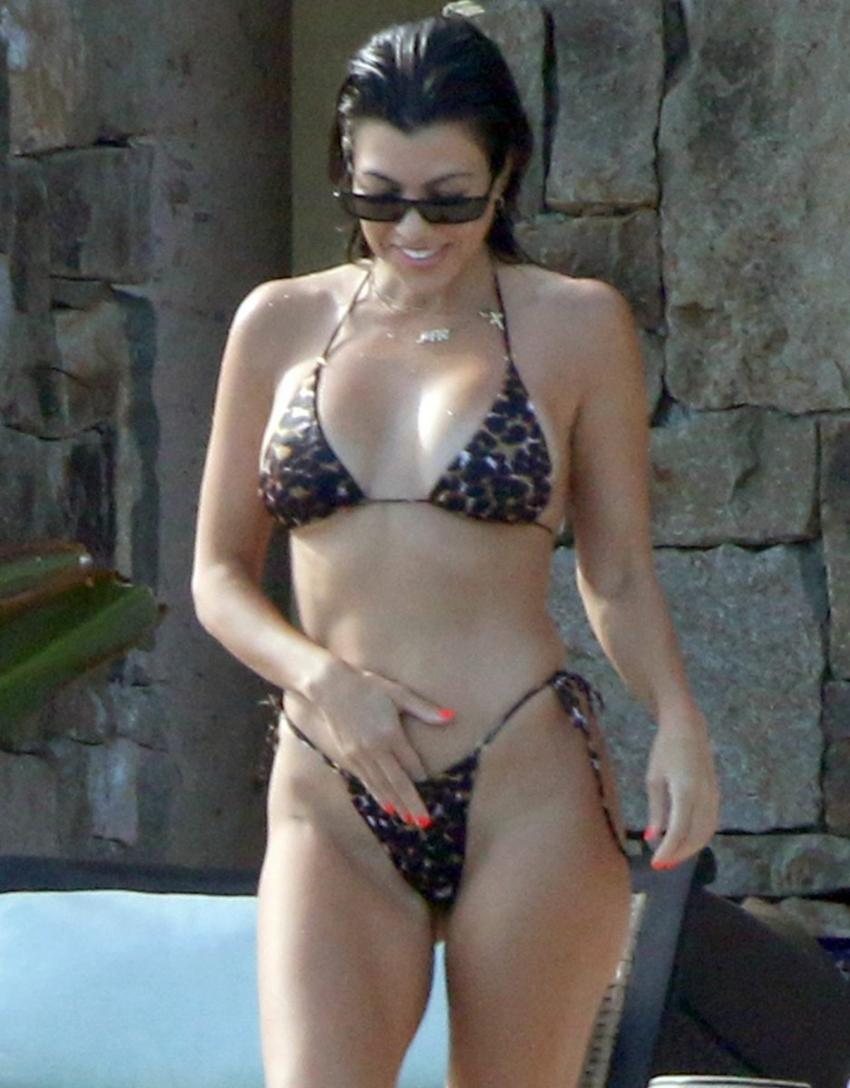 Kourtney Kardashian In A Thong Bikini Fappenist
