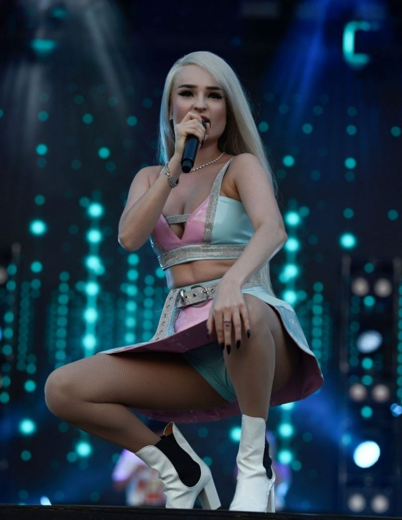 Kim Petras Upskirt On Stage. 