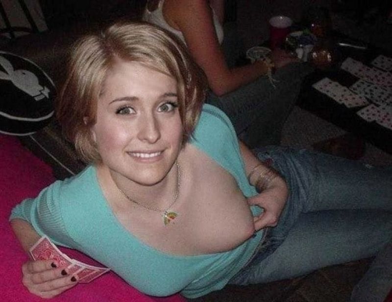 Allison Mack Nude Photo and Video Collection.