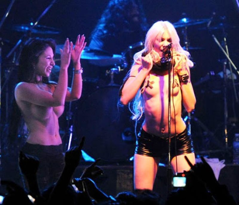 Taylor Momsen Nude Photo and Video Collection - Fappenist