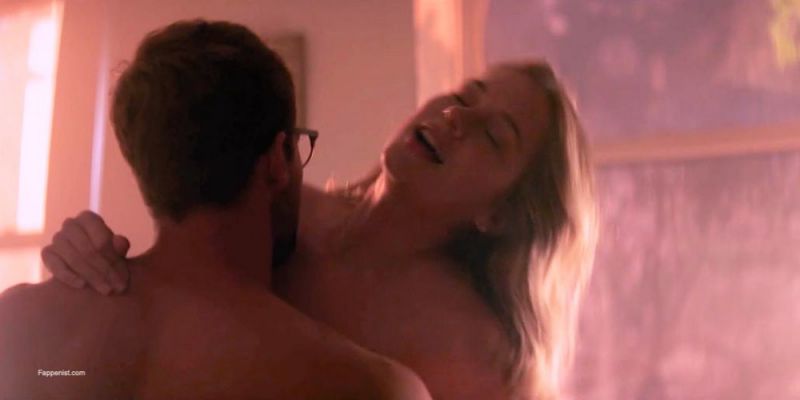 Lail nudes elizabeth Elizabeth Lail