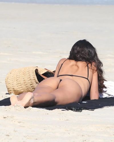 Bruna Marquezine Tits and Ass Paparazzi Pics
