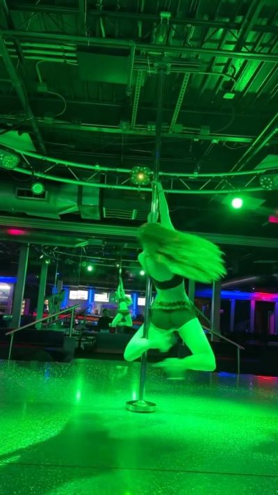 Madelaine Petsch Stripper Pole Scene Leaked