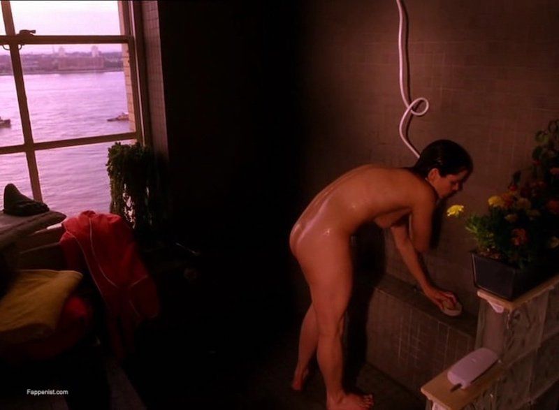 Neve Campbell Nude Pic
