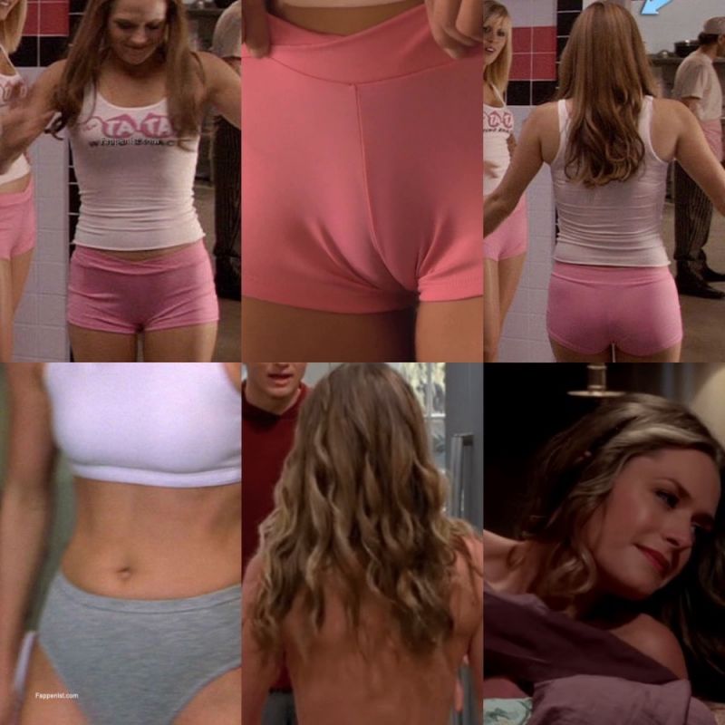 Maggie Lawson topless and sexy photo collection showing nice cleavage with ...
