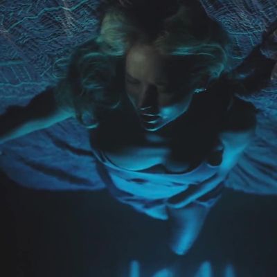 Jennifer Lawrence Masturbating Scene