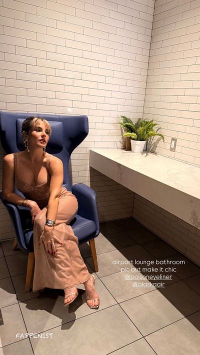 Joanna Jojo Levesque Tits