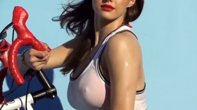 Alexandra Daddario Wet Big Tits Nipples and Ass
