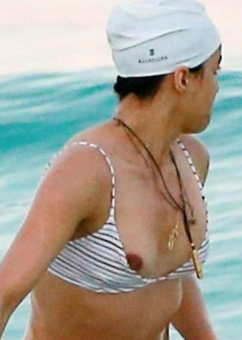 Michelle Rodriguez Boobs