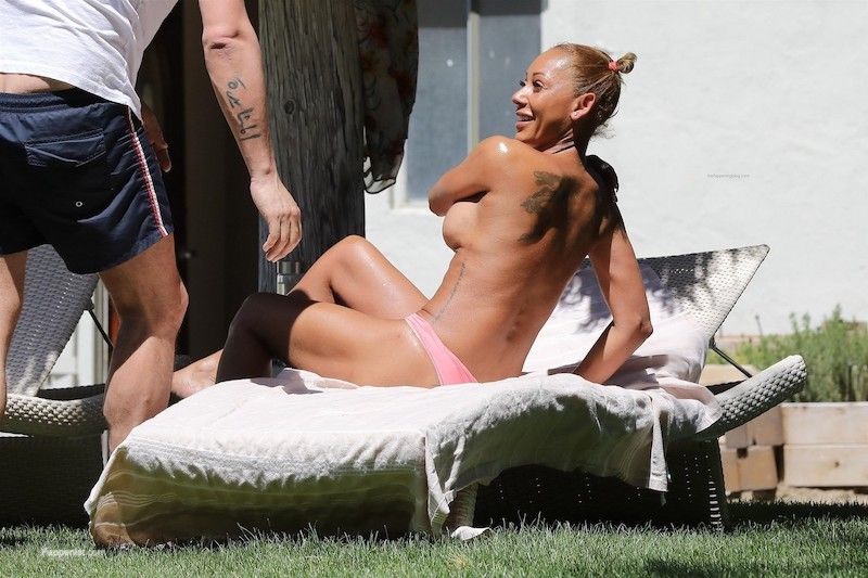 Mel B aka Melanie Brown Nude Photo Collection. 