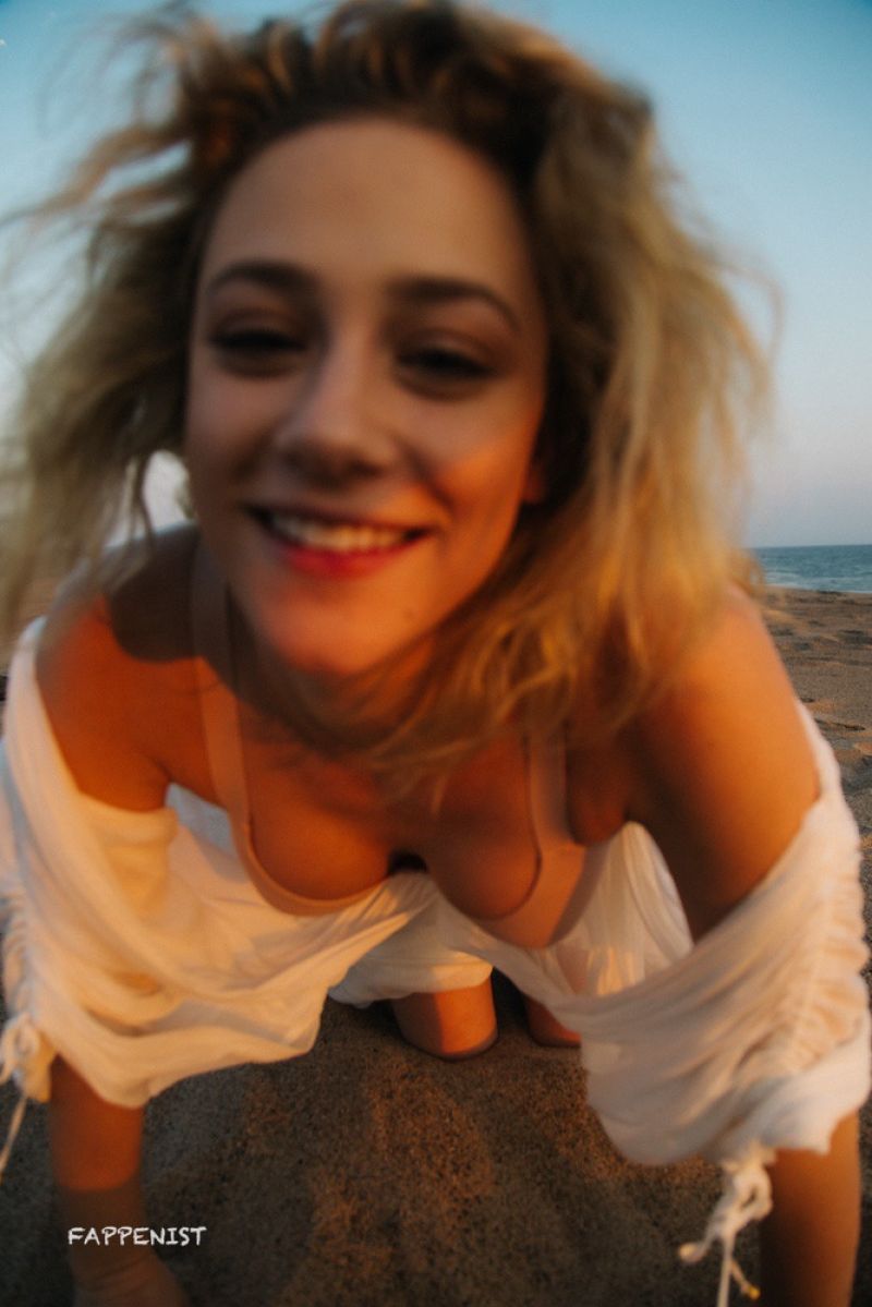 Lili Reinhart Nude and Sexy Leaked Outtakes - Fappenist
