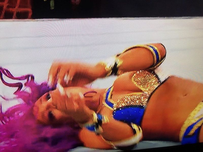 Sasha Banks Leaked Pics