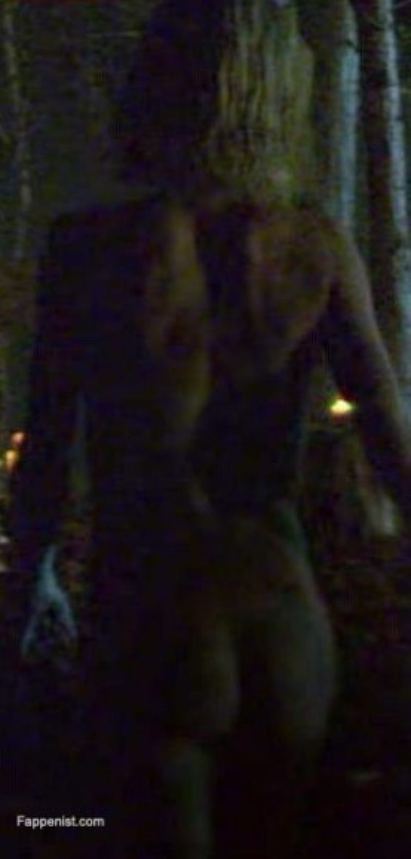 Kiernan shipka ass
