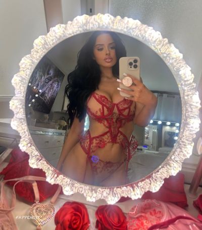 Abigail Ratchford Big Tits Lingerie