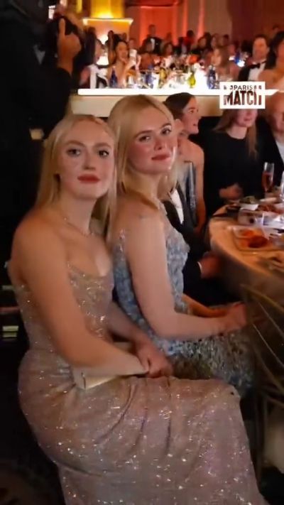 Dakota Fanning and Elle Fanning Tits
