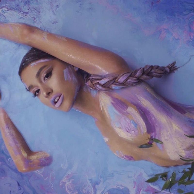 Ariana Grandeur Nude