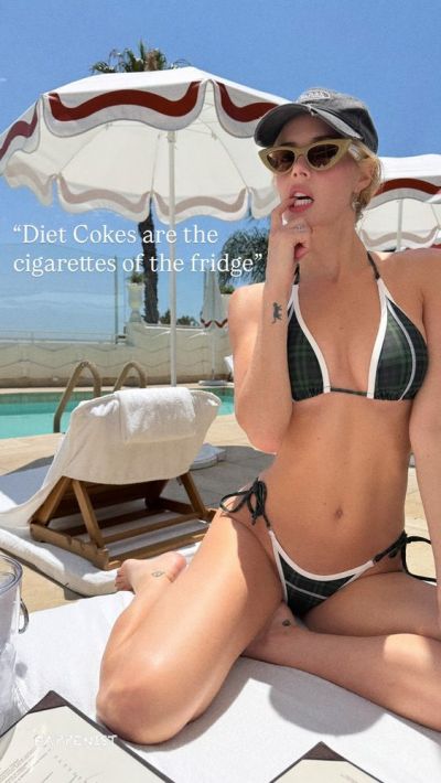 Samara Weaving Big Tits Bikini