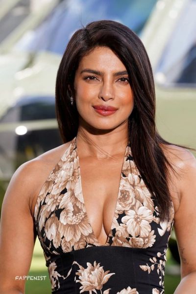 Priyanka Chopra Tits