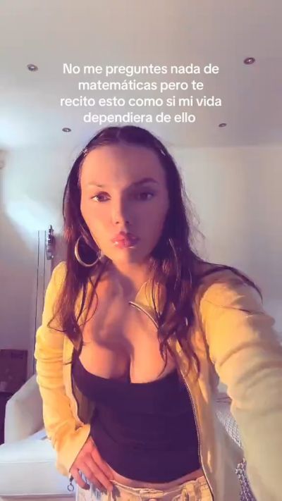 Dafne Keen Big Tits Video