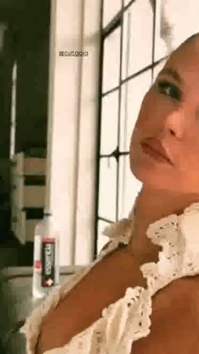 Erin Moriarty Nip Slip Video