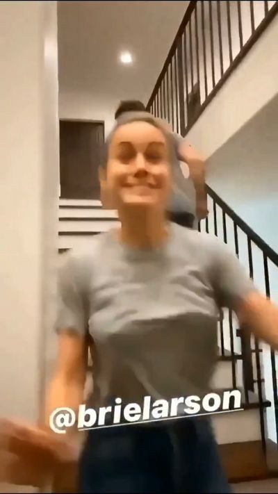 Brie Larson Bouncing Tits Video
