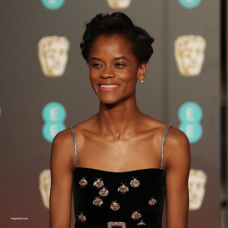 Letitia Wright Sexy Photo Collection - Fappenist