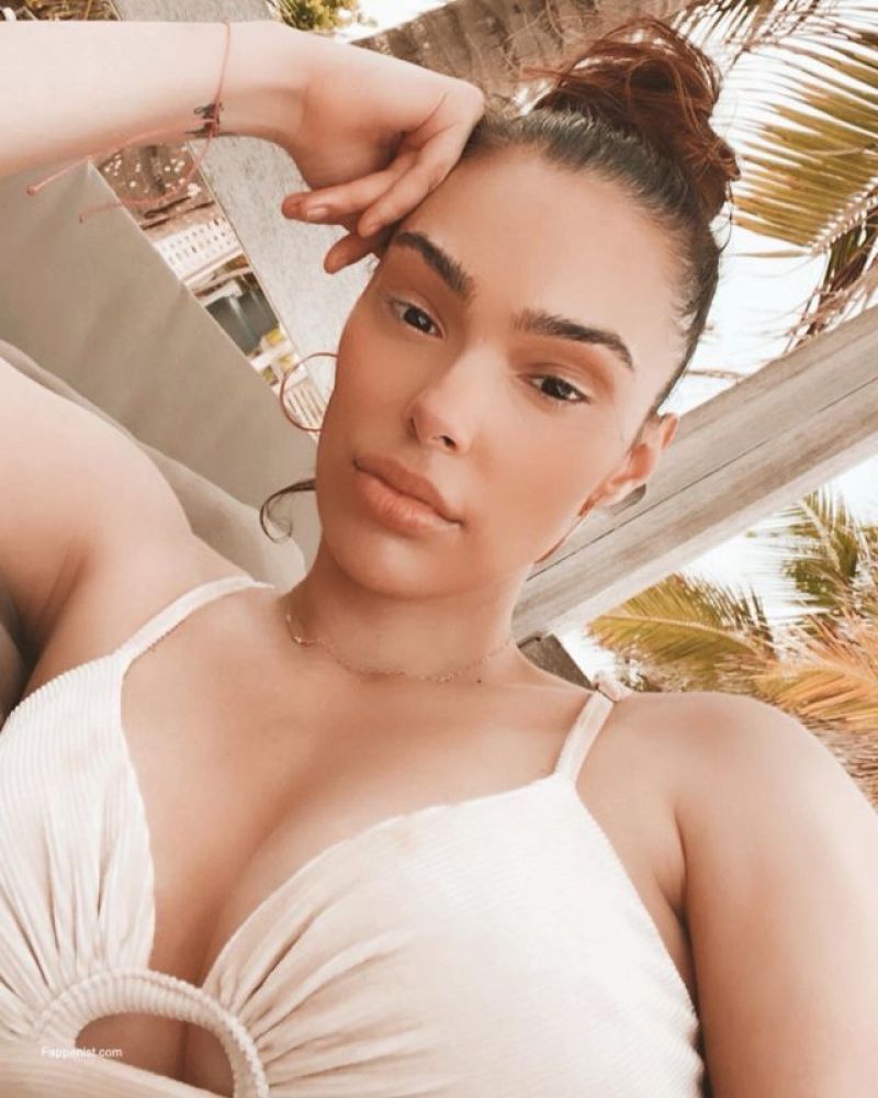 Anabelle acosta sexy