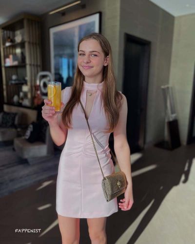 Sockie Norris Tits