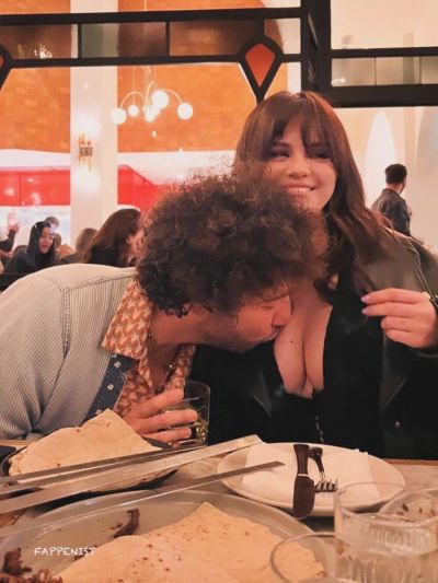 Selena Gomez Tits Getting Kissed