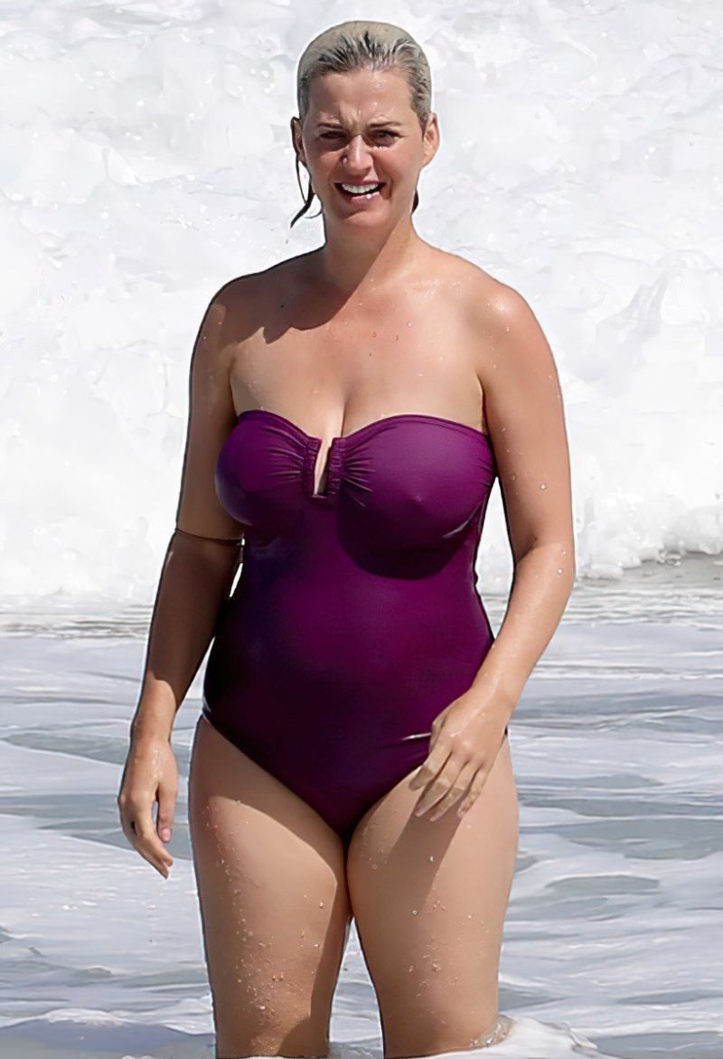Leaked katy perry big tits and belly in swimsuit