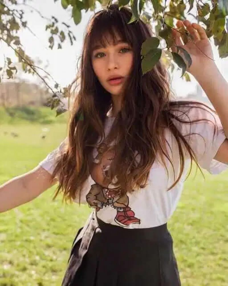 Malina Weissman Sexy Photo Collection - Fappenist