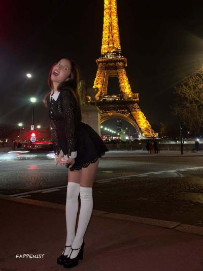 Olivia Rodrigo Sexy in Paris