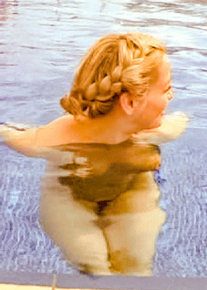 Cherry Healey Naked in the pool.