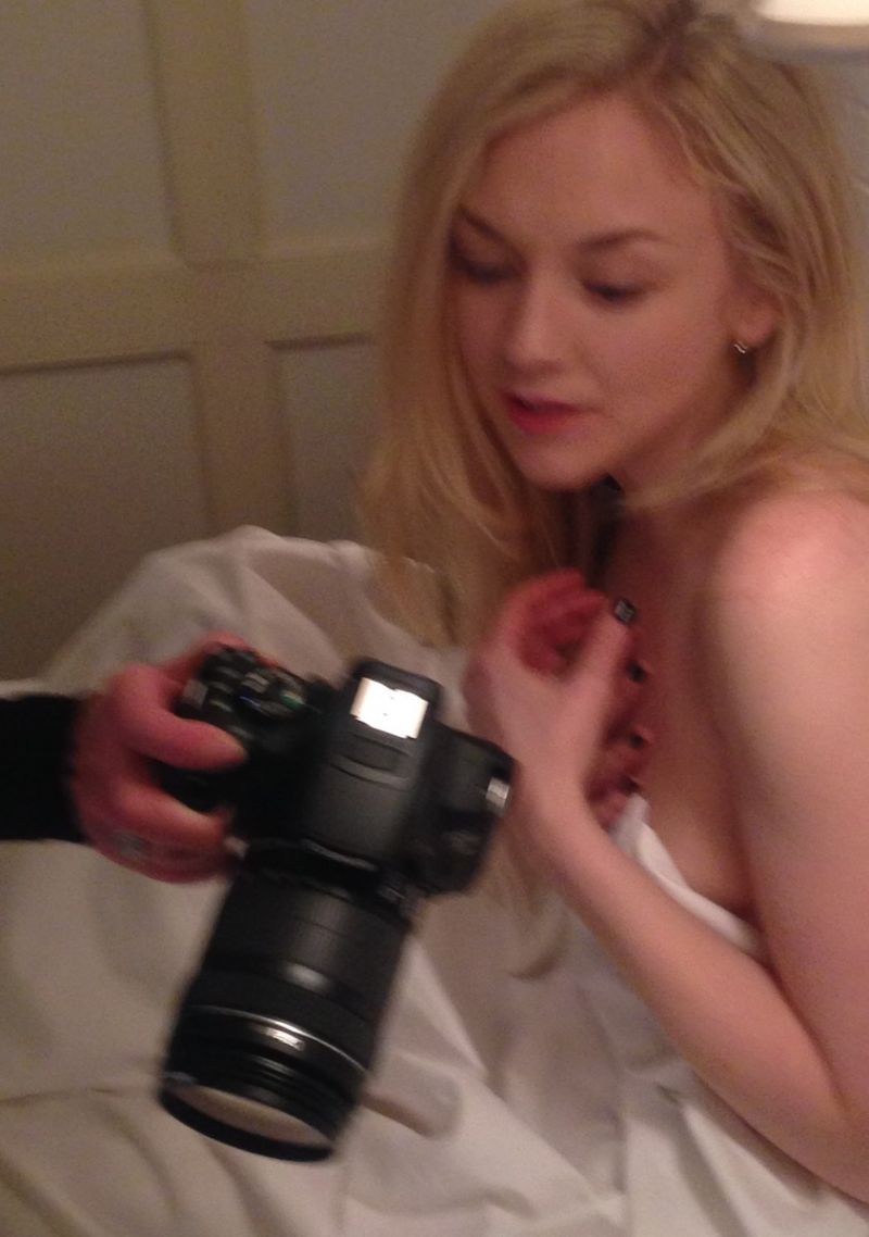 Emily Kinney Nude Leak