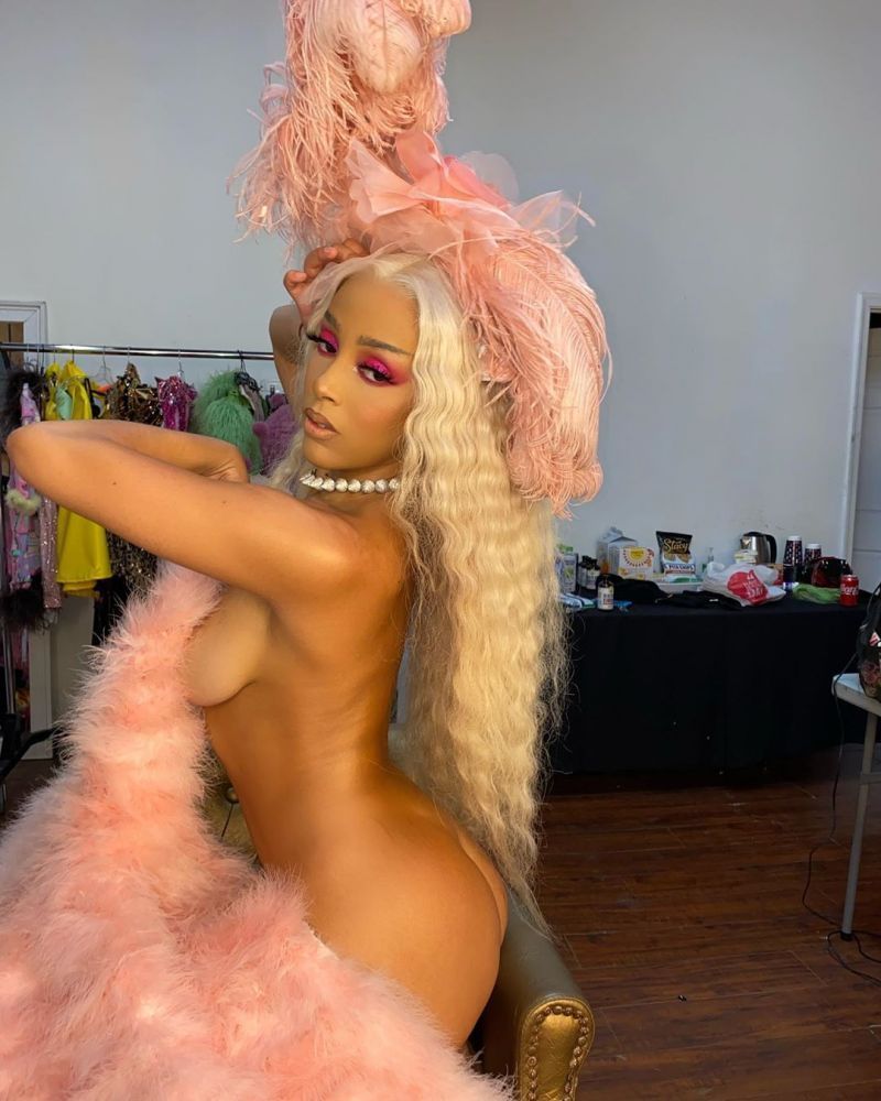 Doja Cat Tits