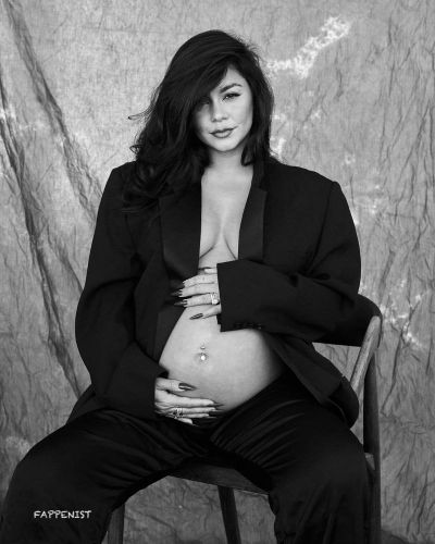 Vanessa Hudgens Big Tits Pregnant Throwback