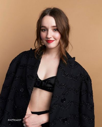 Kaitlyn Dever Tits