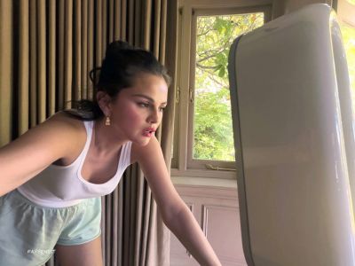 Selena Gomez Nipple Bent Over