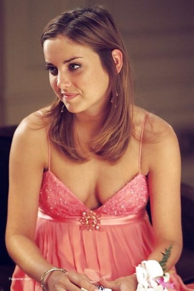 Xuxcom - Jessica Stroup Sexy Tits and Ass Photo Collection - Fappenist