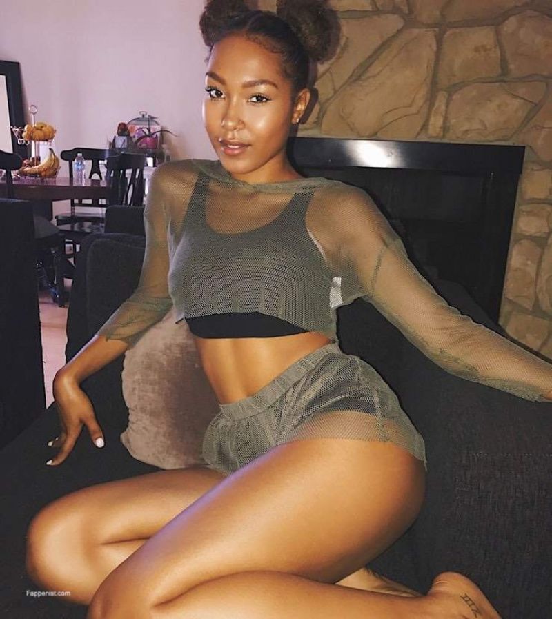 Parker McKenna Posey Sexy Tits and Ass Photo Collection - Fa