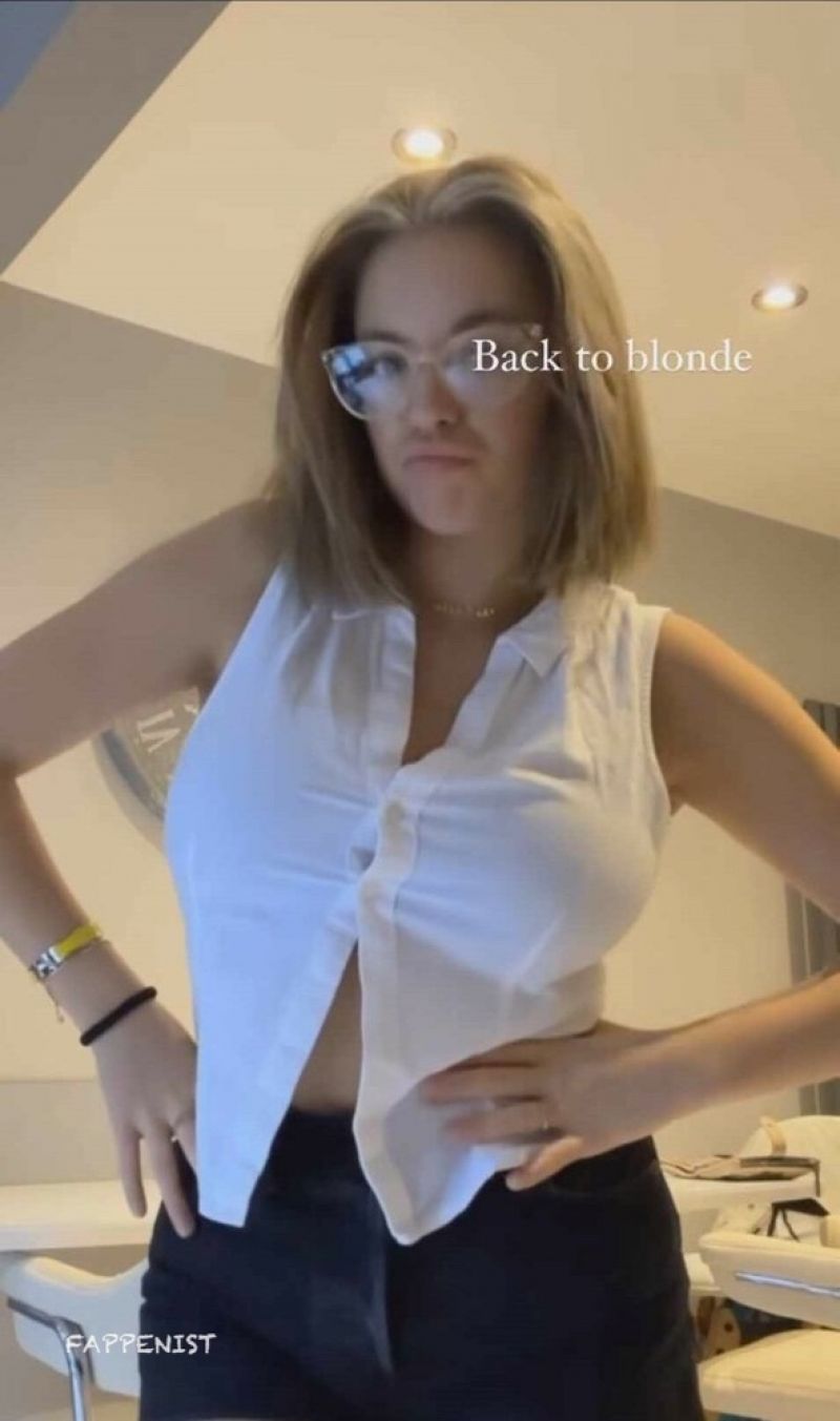 Allie sherlock nsfw
