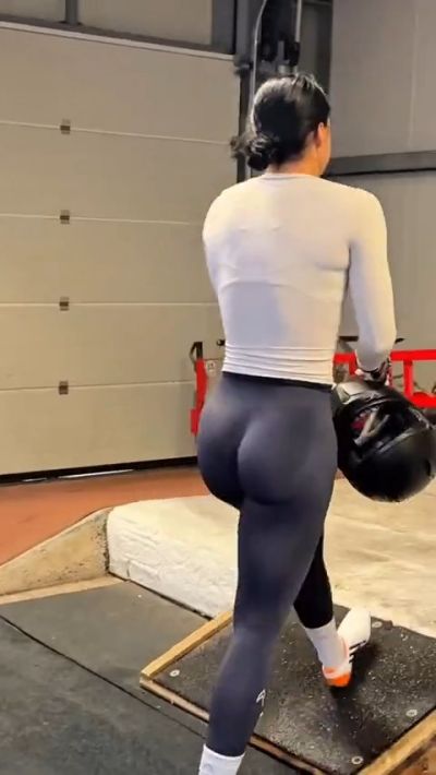 Desi Johnson Sexy Ass Booty