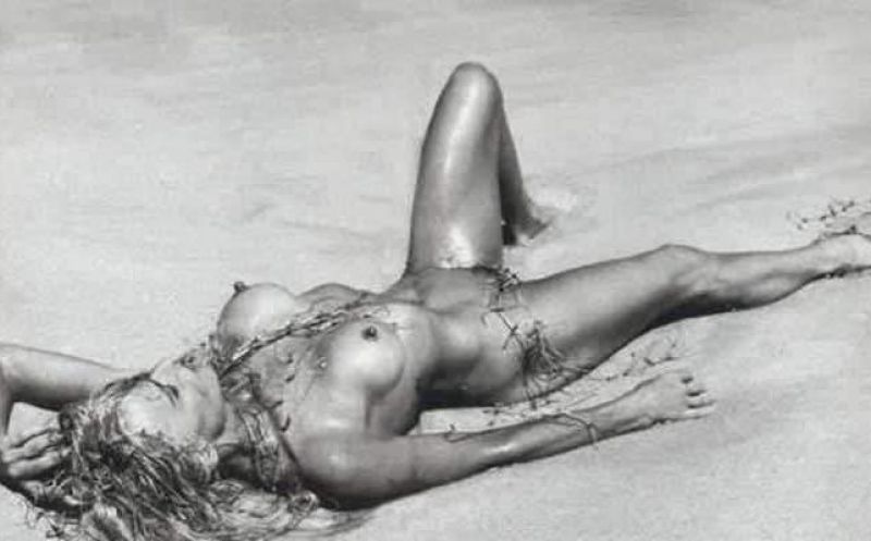 Farrah Fawcett Nude Photo and Video Collection.