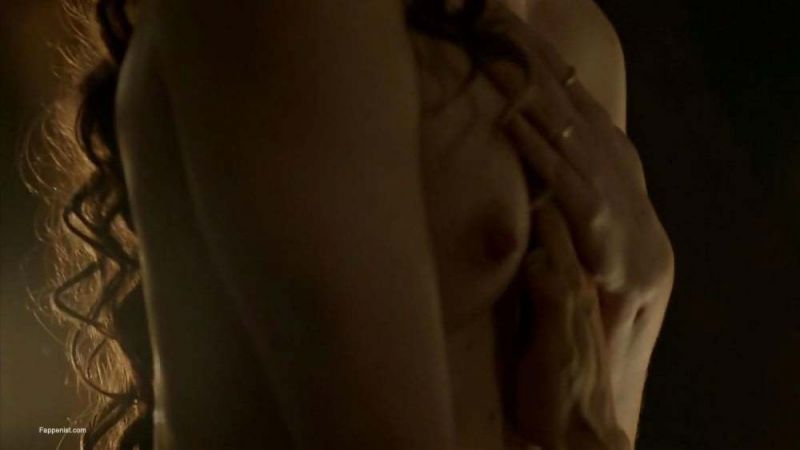 Laura Haddock Nudes