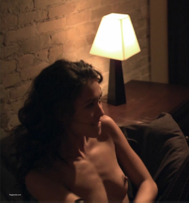Kaitlyn Leeb Nude Photo Collection. 