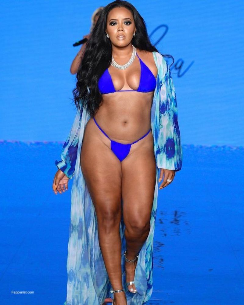 Angela Simmons Nude and Sexy Photo Collection. 