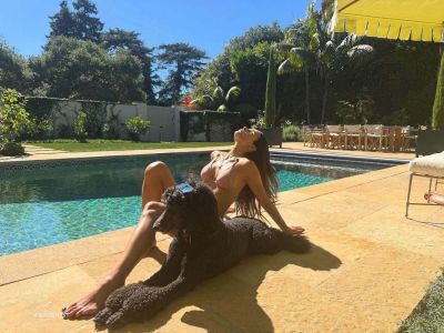 Jordana Brewster Tits Poolside
