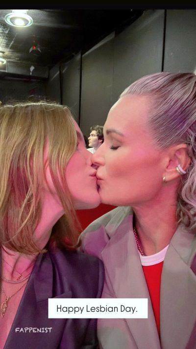 Sophia Bush Big Tits Lesbian Kiss